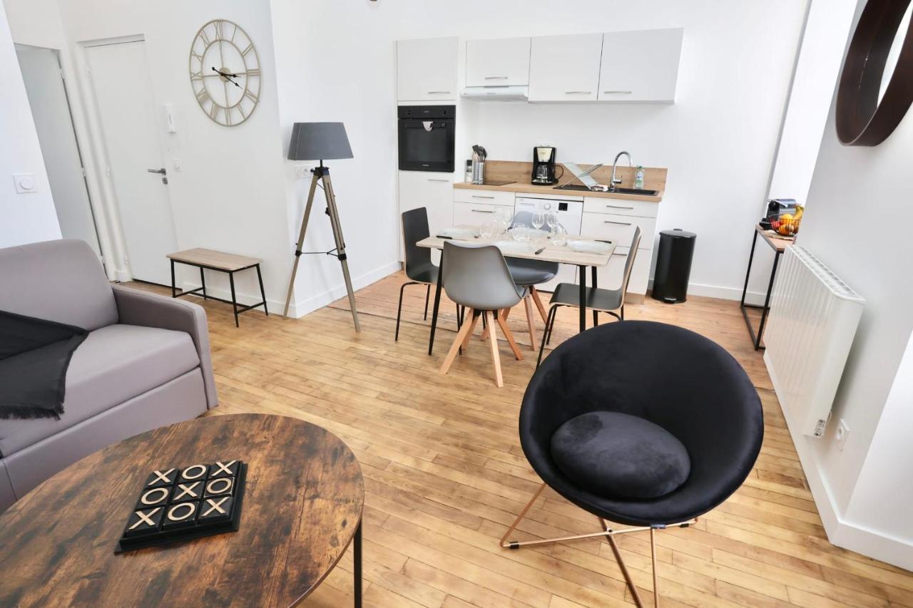 Napoleon Gare 6 T2 1Er Etage Bylocly Apartment Понтиви Екстериор снимка