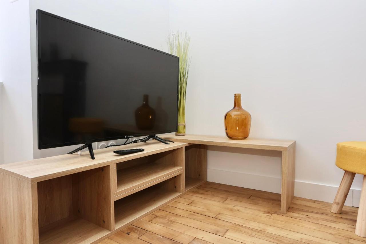 Napoleon Gare 6 T2 1Er Etage Bylocly Apartment Понтиви Екстериор снимка